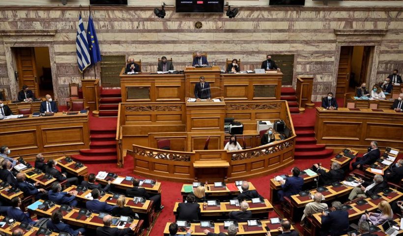 new immigration bill pass in greekparliment